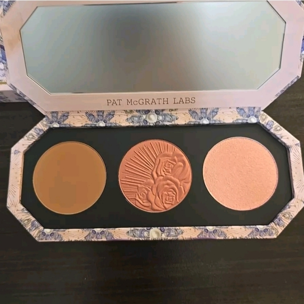 Pat McGrath Labs Bijoux Brilliance Blush Bronze Glow Trio Nirvana in Bloom